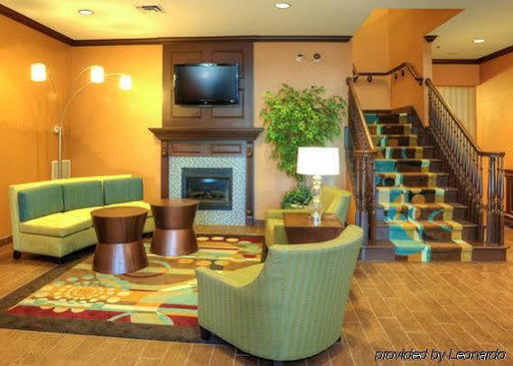 Comfort Inn & Suites Fayetteville-University Area Dış mekan fotoğraf